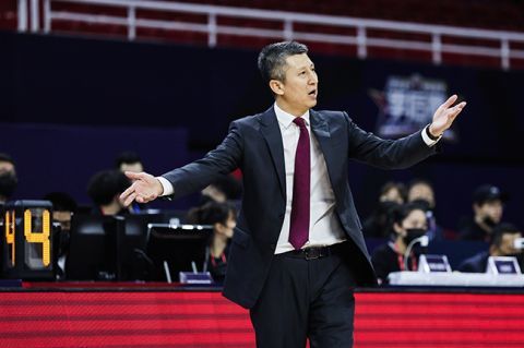 “我是一名防守型中场，所以我必须在防守上有所作为，同时也要占据好的位置，有出色的表现，我很享受与出色的球员一起比赛。